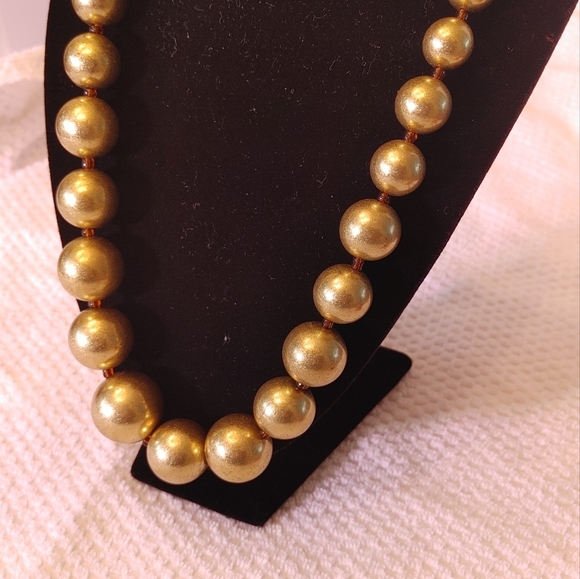 Fashion Goldtone Necklace - Picture 3 of 5